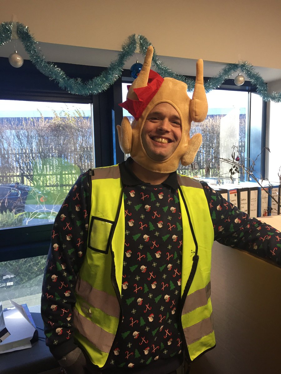 prolight_design's tweet photo. Prolight Christmas Jumper Day! @savechildrenuk #feelingfestive #ChristmasJumperDay 🎅🎄 https://t.co/Ho8ZrfGTA4