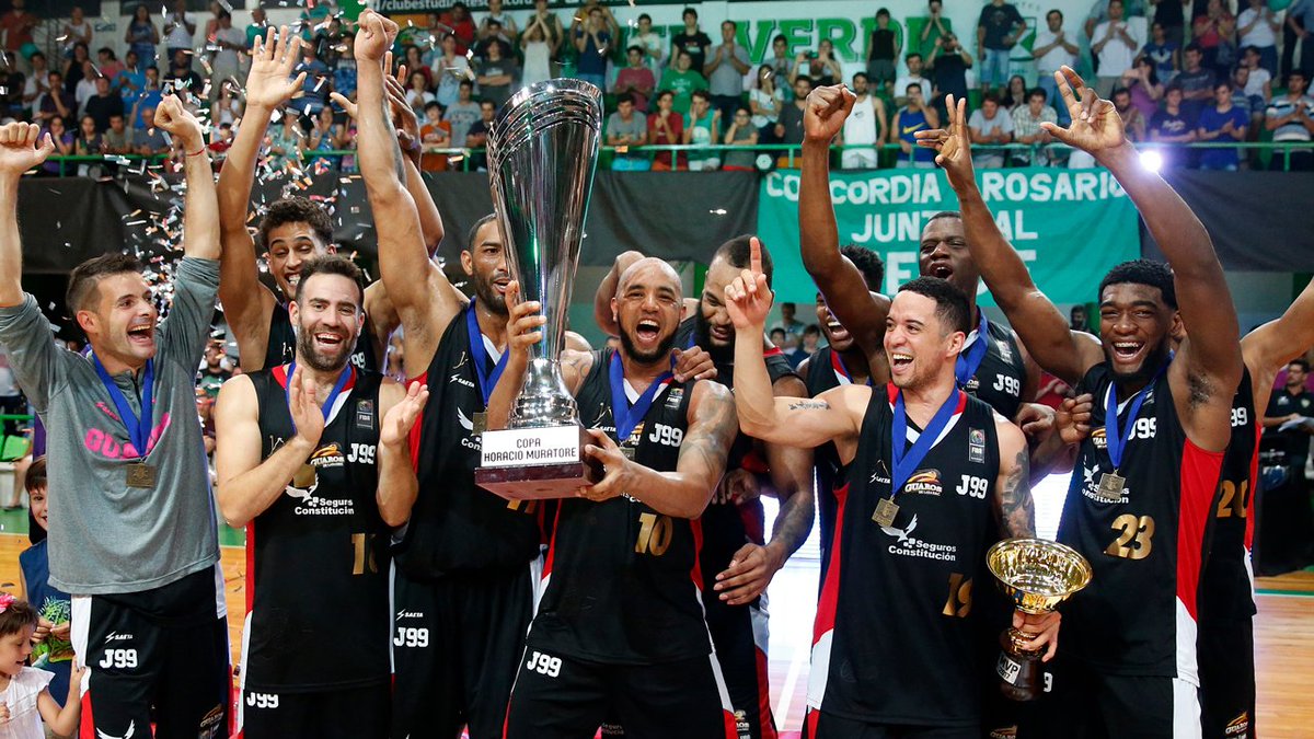 BCLAmericas's tweet photo. .@GuarosOficial 👀 🥇

#LDA2016 🏆
#IntercontinentalCup16 🏆
#LDA2017 🏆
#LSB2017 🏆 https://t.co/4NAuwarcyb