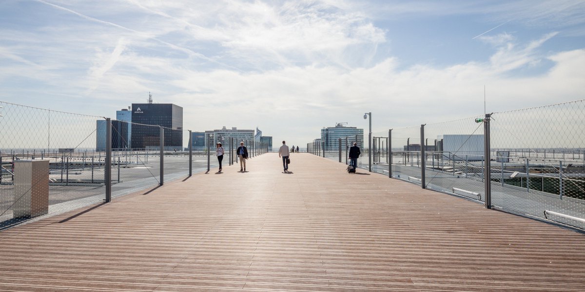 Suivez @ParisLaDefense tweet media