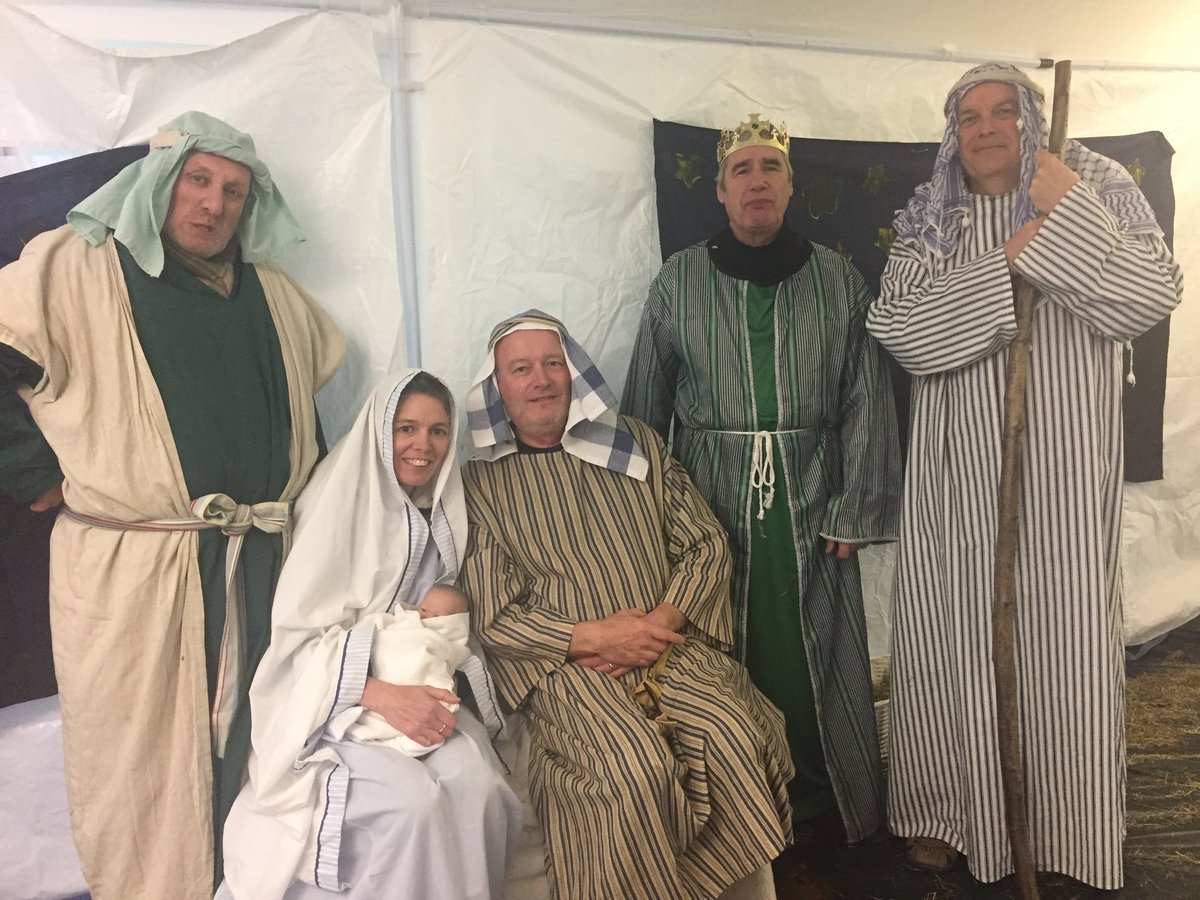 The #stablecrew including the #grumpyinnkeeper <a href="/RhiwbinaBC_Kids/">RBC Kids</a> <a href="/RhiwbinaBC/">RBC</a> #Christmasthruthekeyhole <a href="/LlanishenFach/">Llanishen Fach Prm</a> visited this afternoon