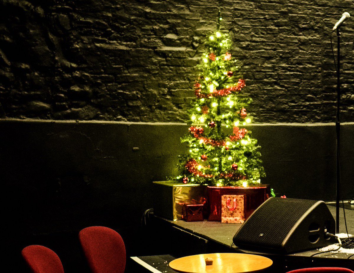 triangleclare's tweet photo. Our tree is ready for the fancy dressers to show up for @ukmixtape @livetheatre Friday and Saturday.

Tickets:
https://t.co/XQdjT2upaD https://t.co/h3QJK2A8Vc