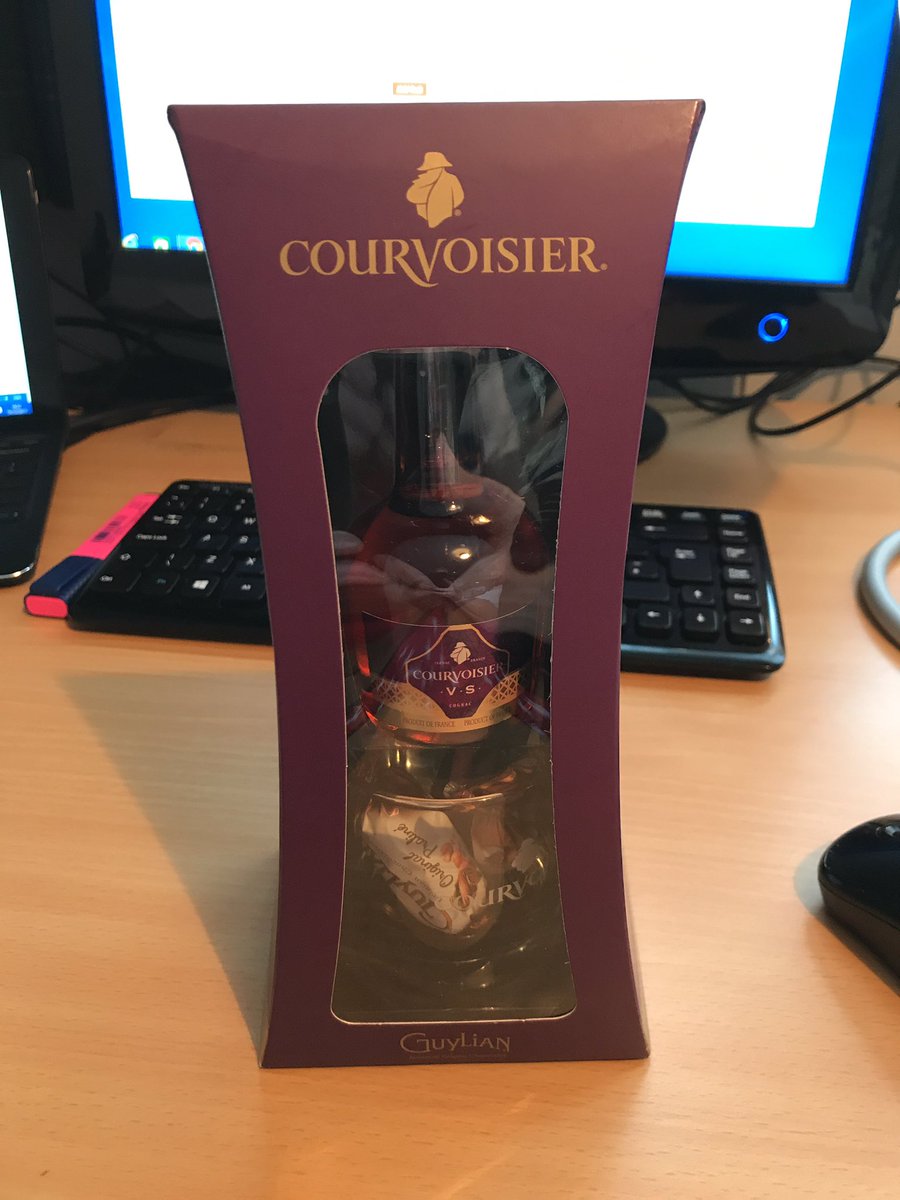 thewaywalker's tweet photo. Thanks #secretsanta ! This rocks! https://t.co/LtXy7prb5F