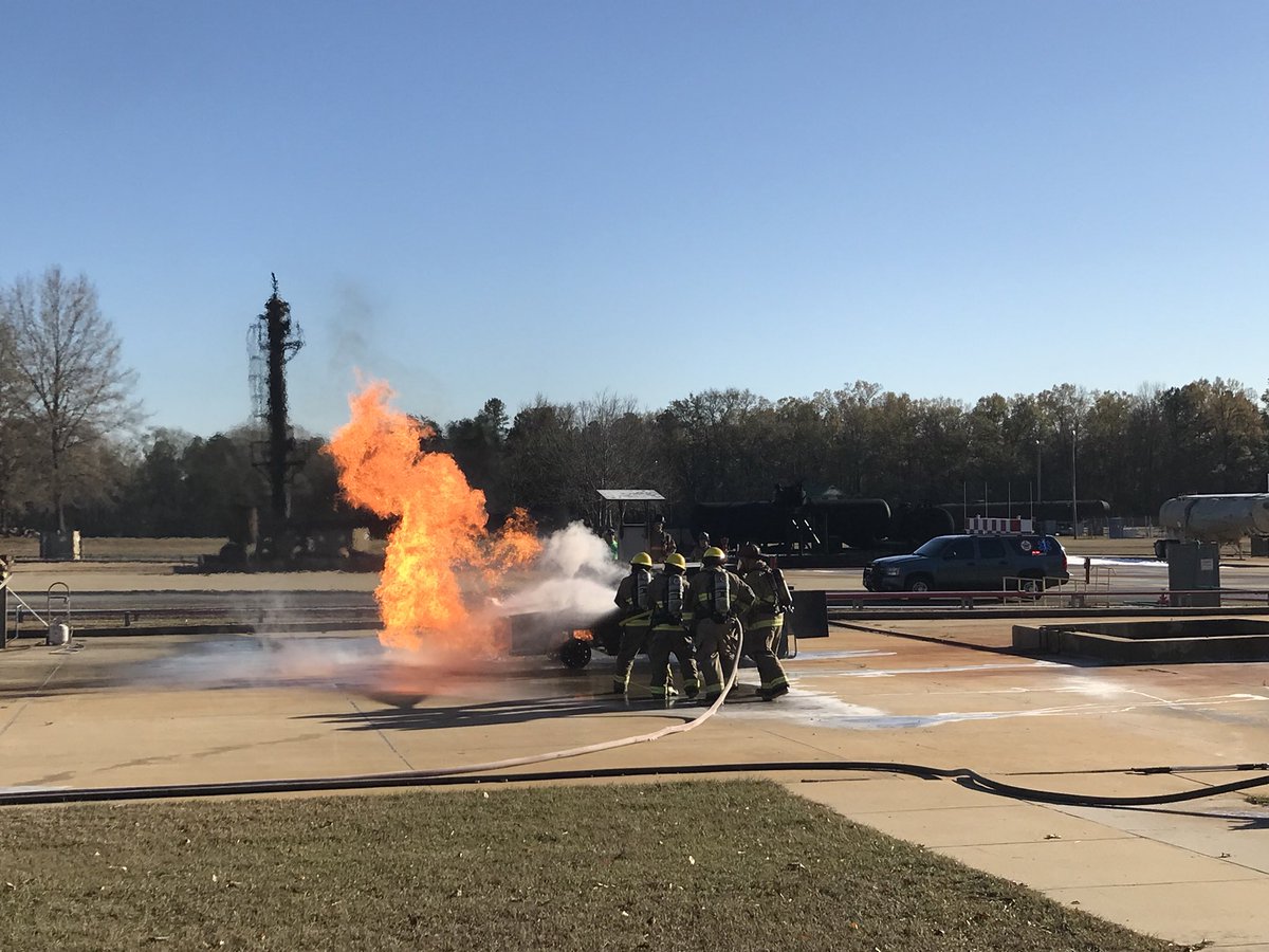 sky_haynie's tweet photo. #LTCfirefighting @LexTechCenter Pics from the students skills testing day at The State Fire Academy on 12/13/17! Very proud of what they all have accomplished and look forward to seeing what they accomplish in the future! https://t.co/eqNSZWxSlL
