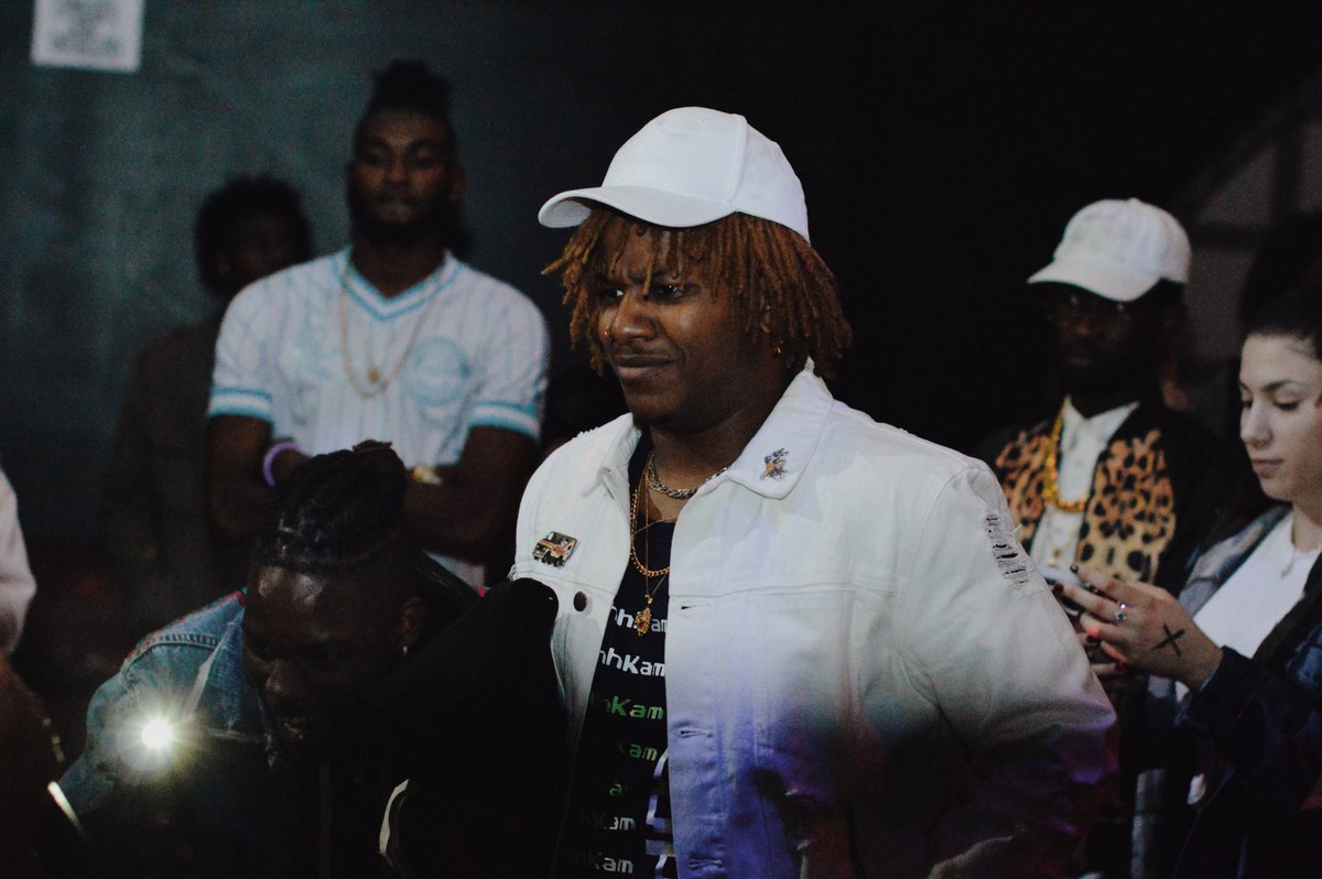 kamkoolahh's tweet photo. Oi oi oi yuh. Someone said I’m an energy god.
#L3AF
S/O #ARTBRAZY I’m lit in every show!
#BookMe or Ask me to come thru n BANG.
📸: @SBCVisuals (as always) https://t.co/GdmPcKxz7U