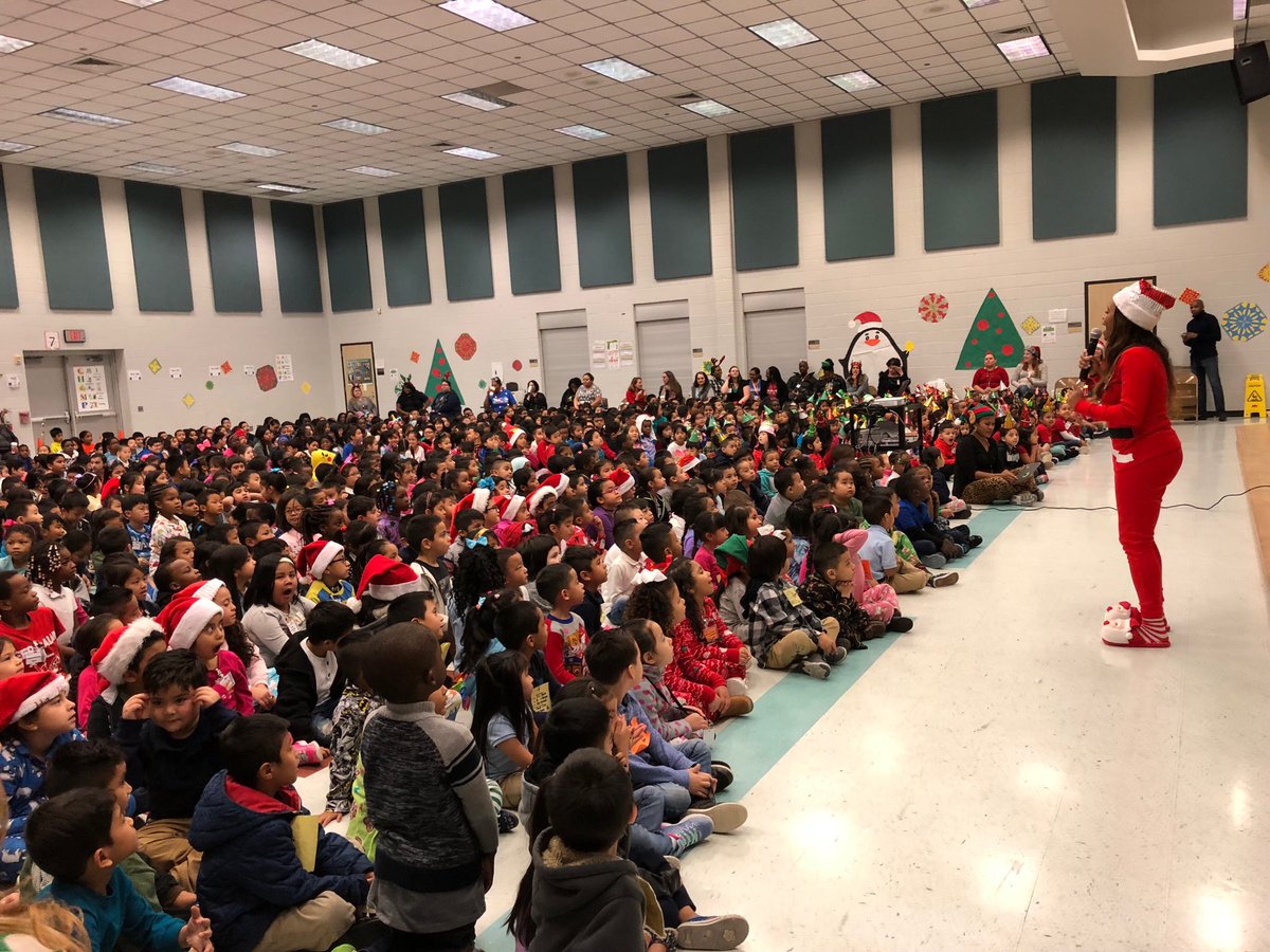 ExplorersCol's tweet photo. Ms. Marshall firing up the troops for our annual Collins Sing-a-long #CollinsStong https://t.co/6XB92CVqMK