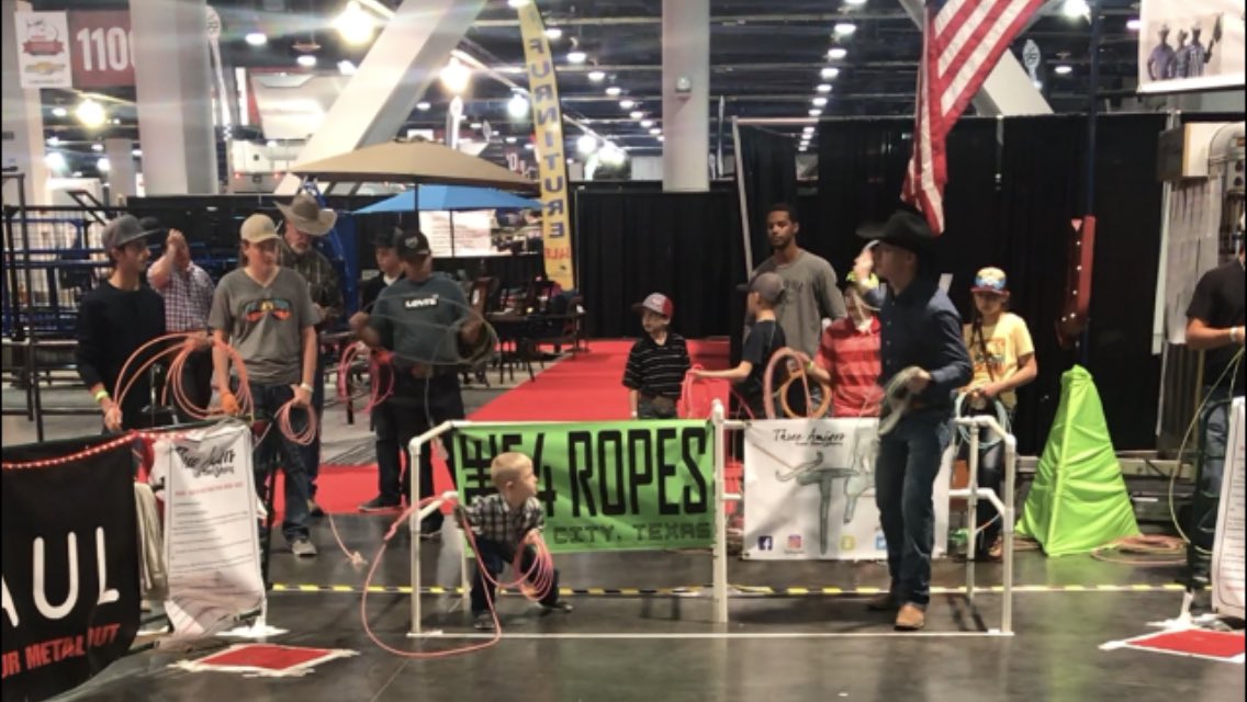 TA_SSRoping's tweet photo. This pic is too cool not to post, sorry I don’t have full name just yet. 5 year old Jackson and his dad getting ready to make a run a RMEF Hunter &amp; Outdoor Christmas Expo, Fast Time Tangle Jackpot. Will be posting videos of some of his runs soon. https://t.co/PRdQZzWRvm