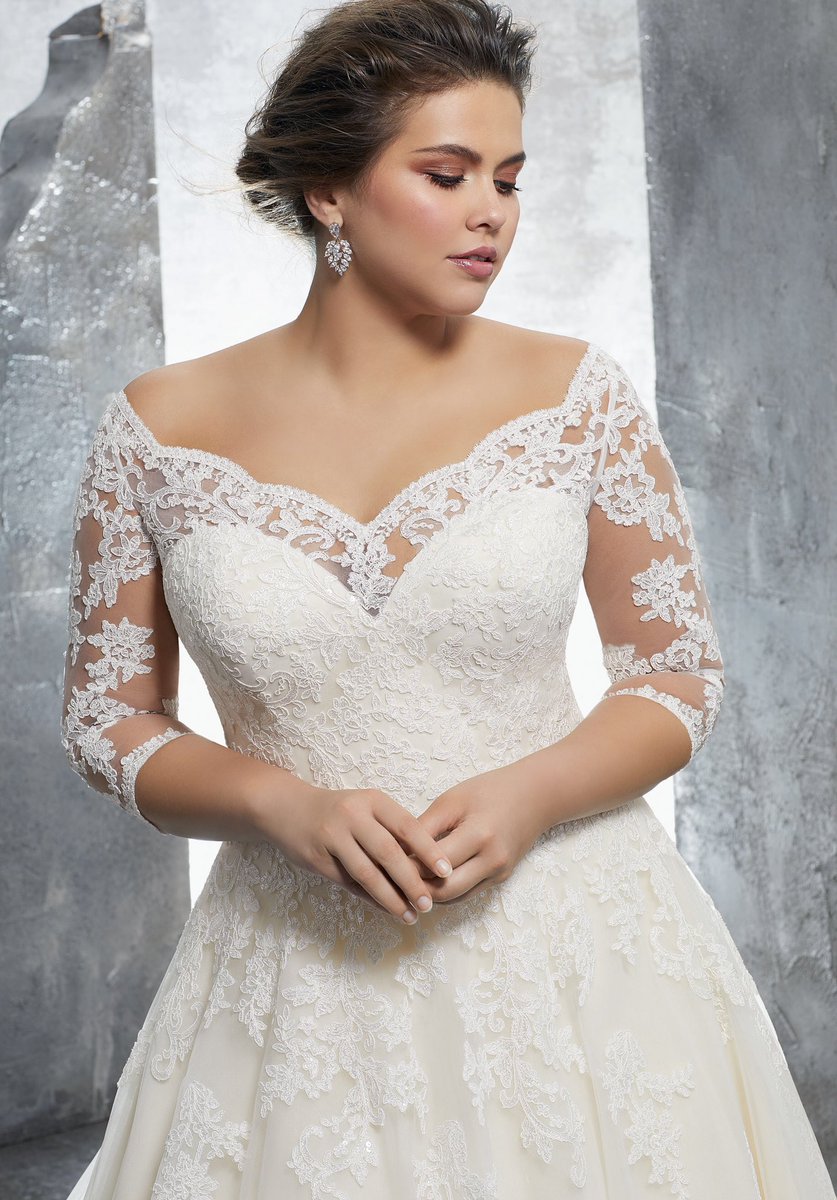 This is just one of the gorgeous new wedding dresses arriving at the boutique in the new year! Isn’t it beautiful? #curvybride #curvyspecialists #designedforcurvy #bridalboutique #plussizebridal #plussizeweddingdress #lace #lacesleeves