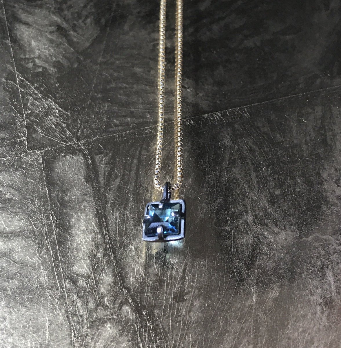 BBird_Jewellery's tweet photo. Introducing our NEW Blue Topaz Pendant Necklace - a gorgeous semi-precious gemstone with peace and healing qualities! 

We have only 1 in stock available at our boutique shop in #Battersea: https://t.co/Tg7sKPezV5 https://t.co/ervcXVwpLs