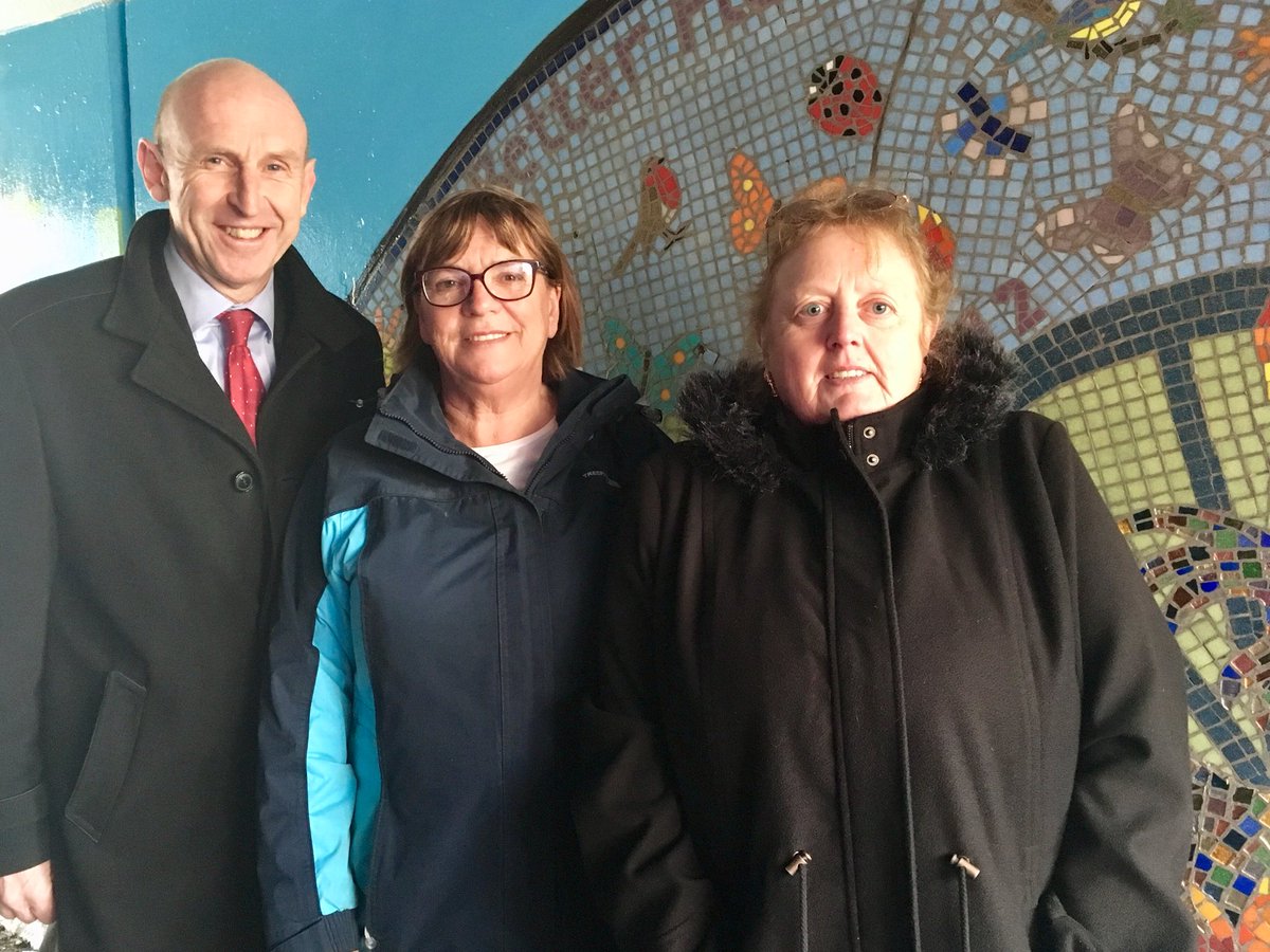 alisonvint1's tweet photo. Our fantastic local councillors and MP John Healey at the opening of Under the Tracks project- thanks all! @Parkthurnscoe @JohnHealey_MP https://t.co/RkuCkWObWI