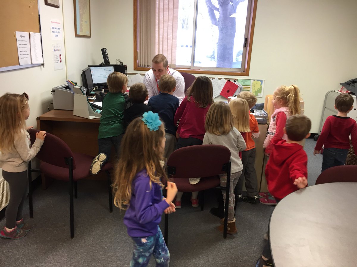 koobs83's tweet photo. The Gingerbread Man had us running around school looking for clues on our scavenger hunt! “Run, run, run as fast as you can! You can’t catch me! I’m the GINGERBREAD MAN!” #GoStockbridge #4KRocks https://t.co/Fn7VgFiO0u