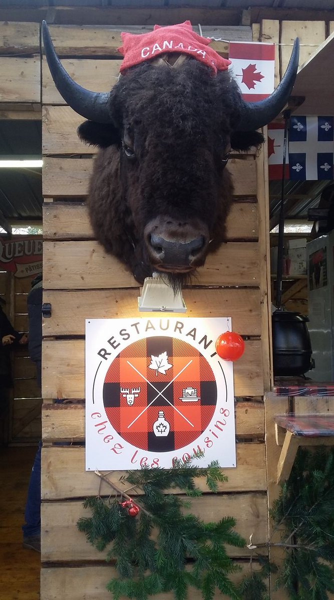 Saviez-vous que les restaurants éphémères de <a href="/CabaneasucreQc/">Le Bon Sirop d'Érable du Québec</a> ont désormais leur propre enseigne? #lebonsiropderable #chezlescousins #nouveauté #resto #poutine #bison