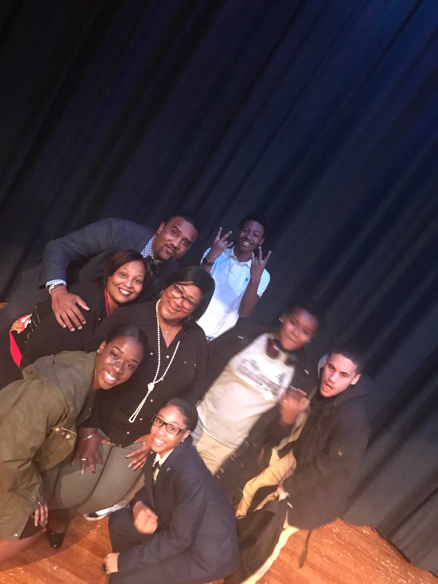 AngeliaGStewar1's tweet photo. #CentralStrong Honor Roll Assembly! PSC Rocks!! Thanks PJPaige https://t.co/OrLBRXgd8j