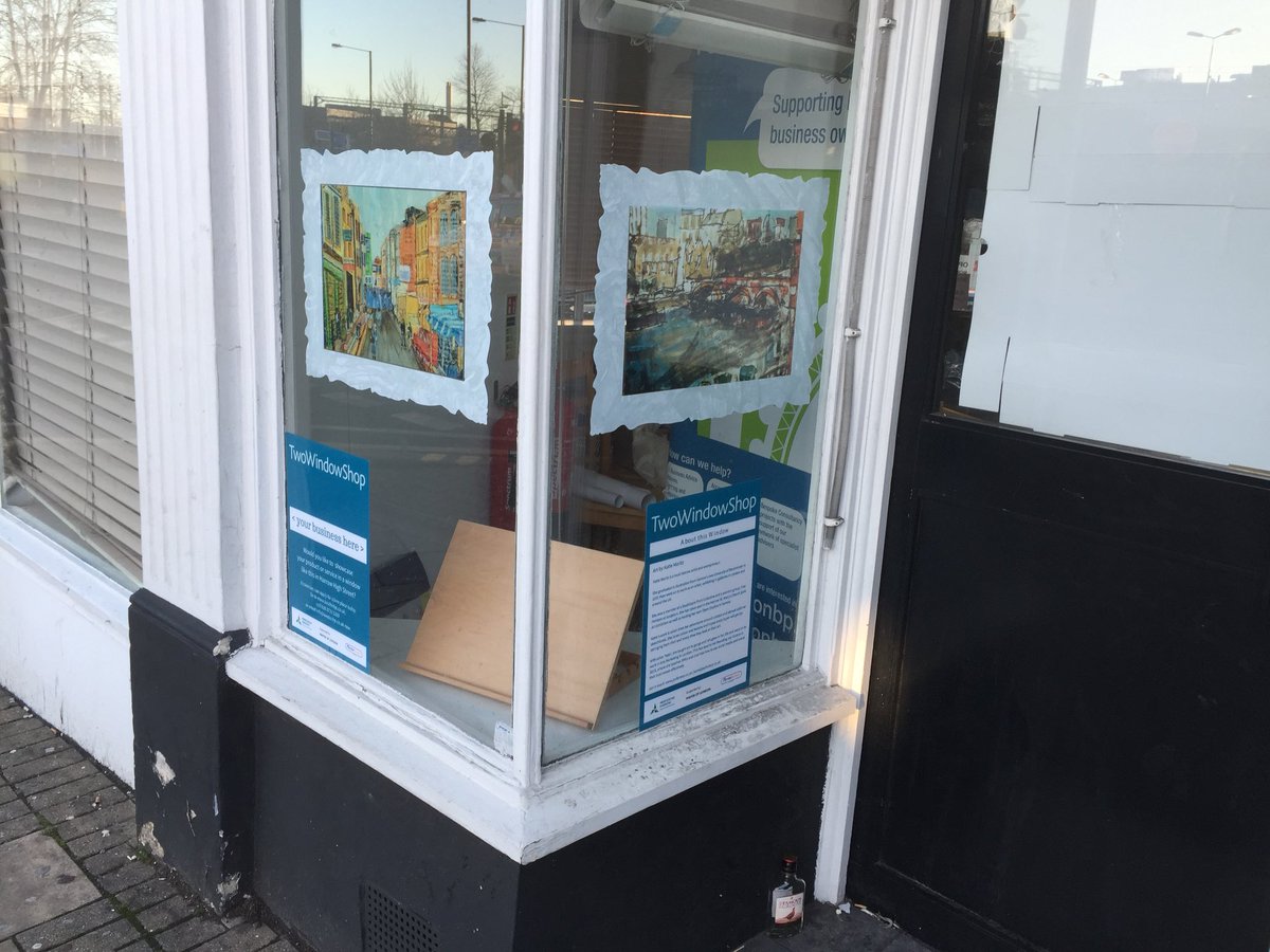 MentoringHarrow's tweet photo. We are delighted to have Katie Moritz @joyfactoryuk Art work and Rina Patel products# @GrapefruitB show cased as part of TwoWindowShop project @harrow_council initiative #londonbp https://t.co/g6FuUFwqVD
