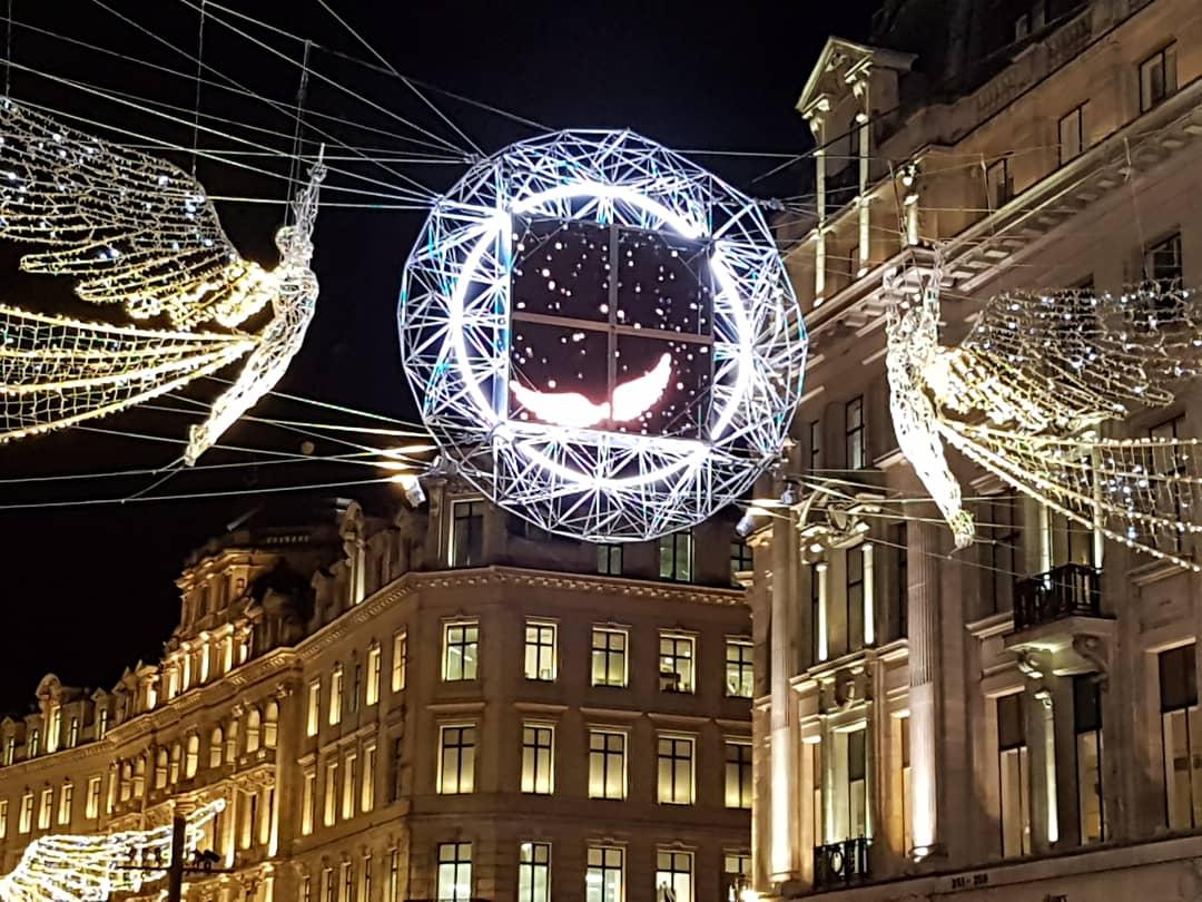 sue_cade's tweet photo. Fab night out in the Smoke last night #londonworking #oxfordstreet https://t.co/b7reyQqAij