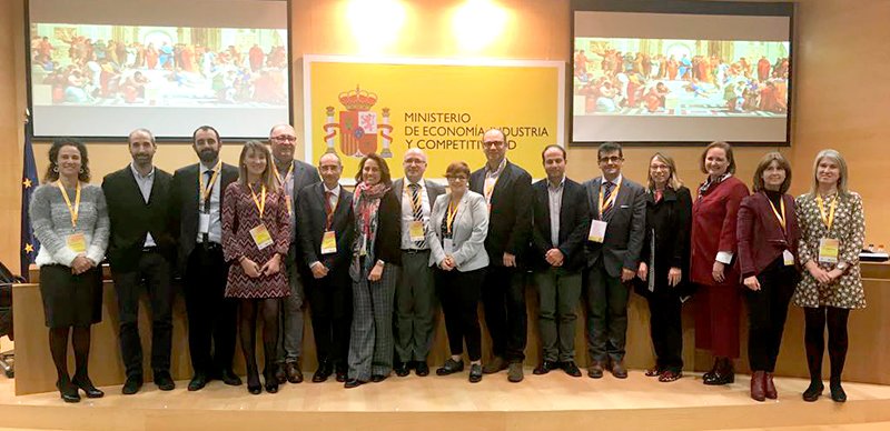 MadridNetwork's tweet photo. Los Clusters españoles agrupan ya a más de 8.000 empresas innovadoras y 245.000 trabajadores Así fue el V Congreso Nacional de Clusters #clusters2017: https://t.co/UcB6iLhvQm @ClustersES @_minecogob @gemasanzs https://t.co/idgiB3oqkh