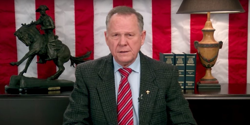 BusinessInsider's tweet photo. Trump calls on Roy Moore to concede in Alabama senate race https://t.co/aBKd0WSgWY https://t.co/yb07BERFlM