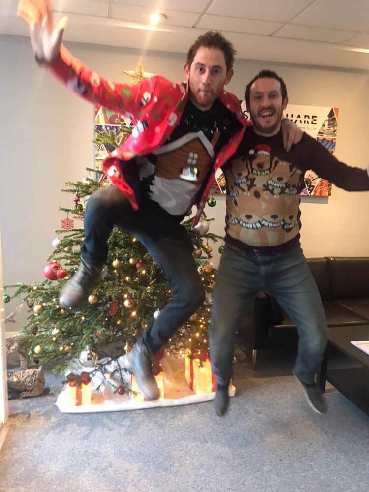 setSQstaging's tweet photo. #ChristmasJumperDay 🔝 In support of @savethechildren 🤗 https://t.co/50UeUBPi52