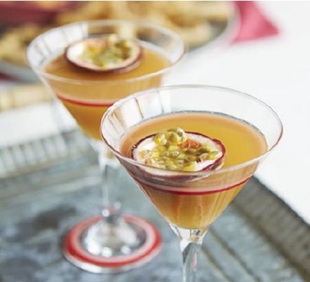 CosmoDublin's tweet photo. Happy Christmas Eve! Why not celebrate with a specially made cocktail or choose from over 150 dishes from around the world to enjoy this #joyful season at #COSMODublin https://t.co/qPQbYBKl1X