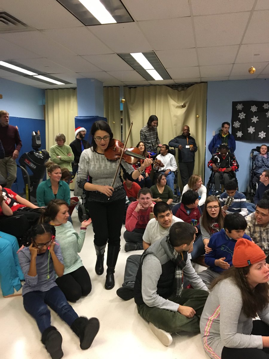 Klgerry2019's tweet photo. Caroline Levy playing and singing with Stratford students and staff.  #stratfordrocks https://t.co/xYvyASERBu
