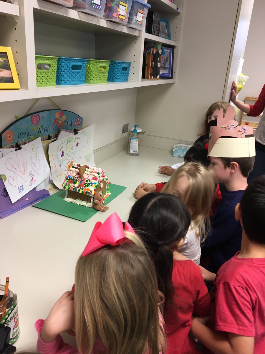 vivgaunt's tweet photo. Gingy came home! Hooray -he had travelled to many many great places 🙂#ncepride @CaseyKrenek https://t.co/fj8TptQVFR