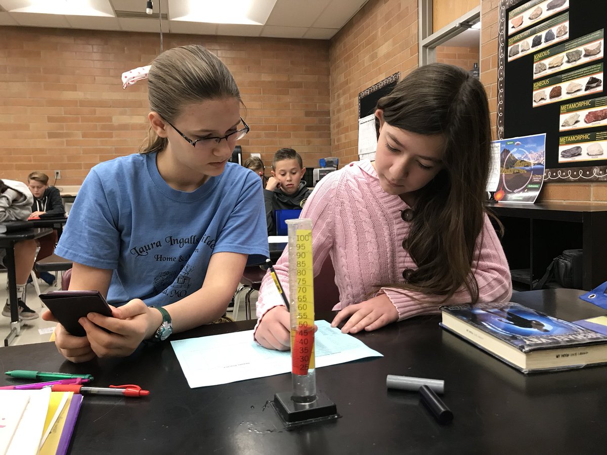 Mrs_Nevarez's tweet photo. Thanks to all the students who participated in voluntary physics labs during advisory! Next term is geology labs. We’re going to “rock” it! #MRJH https://t.co/QJ0OF6Kq2O