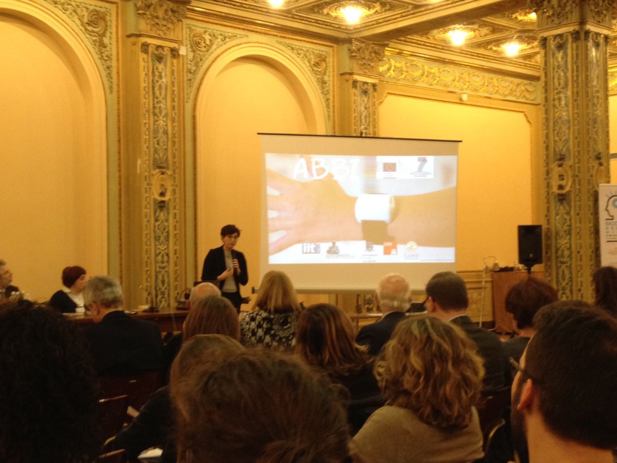 WeDrawproject's tweet photo. @monica_gori of @IITalk presenting #abbiproject and #WeDrawproject at the national congress #occhiodellamente in Genoa https://t.co/Sw1wMHszfV