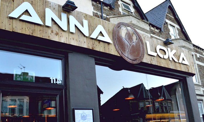 cardiffcooks's tweet photo. #Cardiff's very own specialist #vegan cafe! What a pleasure to welcome @AnnaLokacafebar into The Cardiff Cook Book!! The colours in their food are unbelievable! #Foodie #Cooking #WelshFood https://t.co/8fw8C4Iuma