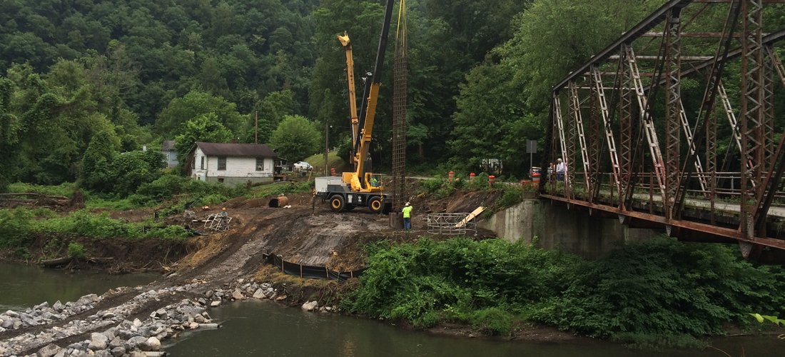 IW_IMPACT's tweet photo. #Roderfield Truss Bride replacement. McCrossin drilled seven 42-inch diameter shafts and rock sockets. Overburden drilling consisted of alluvial river bed sand and gravel approximately 20-feet thick. #StrongInEveryDirection https://t.co/yJbdMP2WUM