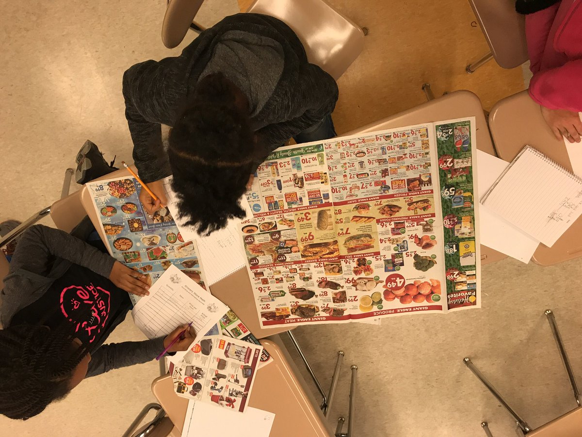 Kld4786's tweet photo. Budgeting with decimals in fifth grade using grocery ads! #FellowsAchieve @YtownSchools #MLK #math https://t.co/QHJi9fJjtT