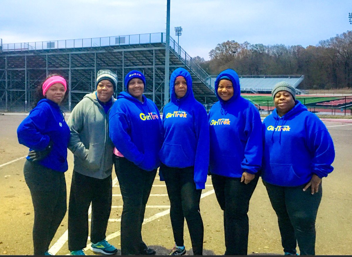 RenettaTaylor's tweet photo. DEM DIVAS are up &amp; out here on this BEAUTIFUL FUNtastic FRIDAY morning so you need to Get Up .....Take A Walk ~ Join The Movement ~ JOIN US!!! @GirlTrek #DynamicDivas #BlackGirlJoy  #BlackGirlMagic #Solidarity #weareoursisterskeeper #HealthMovement #Sisterhood #SavingLives https://t.co/CNMMQq88bY