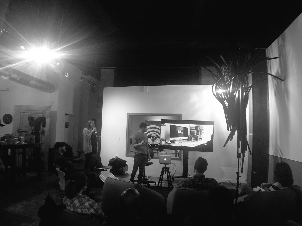 Catch313's tweet image. Context | Creative Mornings Detroit feat. Sarah Gallimore 👋🏾☕️🍩 #cmdet #creativemornings