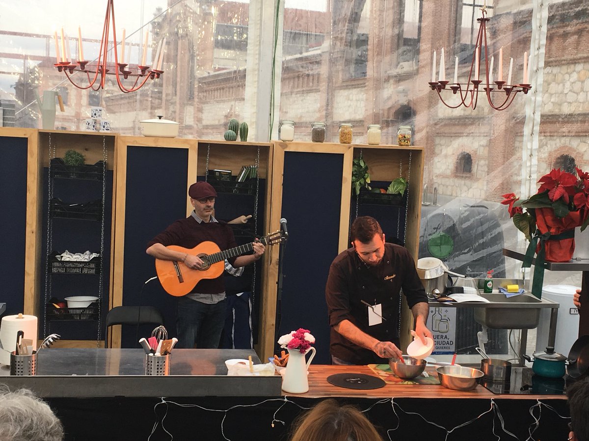 Italy in Spain tweet media