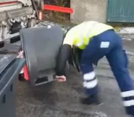 EveningExpress's tweet photo. Watch: Video of binman struggling with wheelie bins on icy North-east street goes viral https://t.co/HqZMn1oUNT https://t.co/OjyaiXoXlX