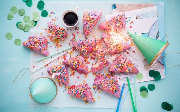 2017 #BigData and #Analytics Surprises buff.ly/2zY4sWG via <a href="/DZone/">d-zone</a>