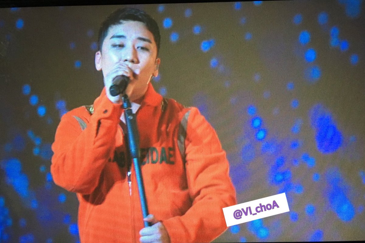 171215 SEUNGRI Birthday Party in Macau 📹CAM_Preview
🎼그딴 거 없어(Come to My) KOR.ver 
드디어 한국어로 듣기 성공😭😭💕💕