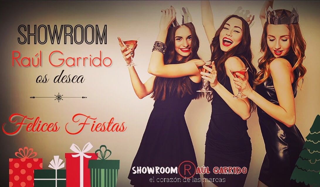 ModaCanarias's tweet photo. Showroom Raúl Garrido os desea Felices Fiestas!!
#showroom #multimarca #moda #brands #distribuidor #canarias #style #blogger #influencer #denim #clothing #shop #design #urban #street #casual #raulgarrido https://t.co/ModvbhKW7J