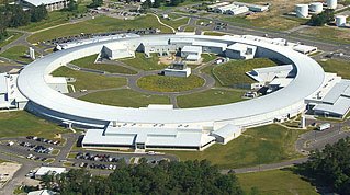 esuffolksls's tweet photo. Great to see 9 @ESBOCES districts participating in out Partners in Science with @BrookhavenLab today we toured #NSLS2 #leadoutloud https://t.co/BJQ4HyeWfC