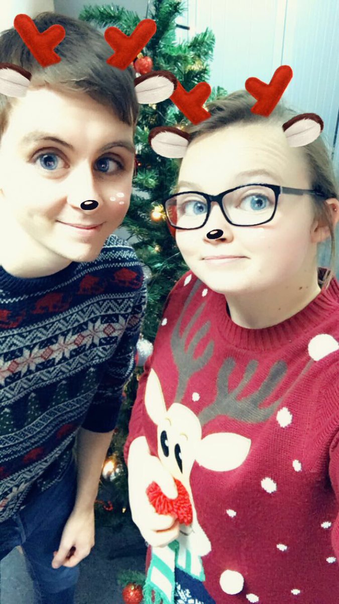 becky_flova's tweet photo. Flova Feeling Festive! #christmasjumperday2017 @Pura_Group @Flova_UK https://t.co/wOHqBM2eA2