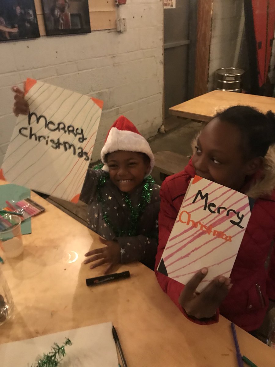 RockawayRising's tweet photo. Making cards to deliver to local nursing homes for #farrocktheholidays https://t.co/XRgWn2yrdw