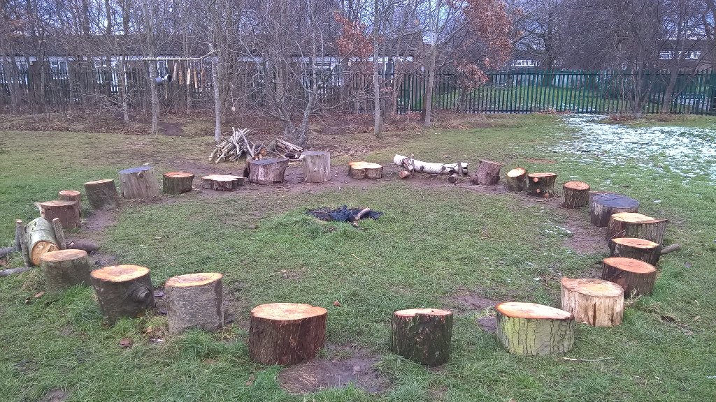 forestunitysch's tweet photo. New log circle and musical wind chimes for Windy Arbor Forest School area. https://t.co/PGXZnTNHiN