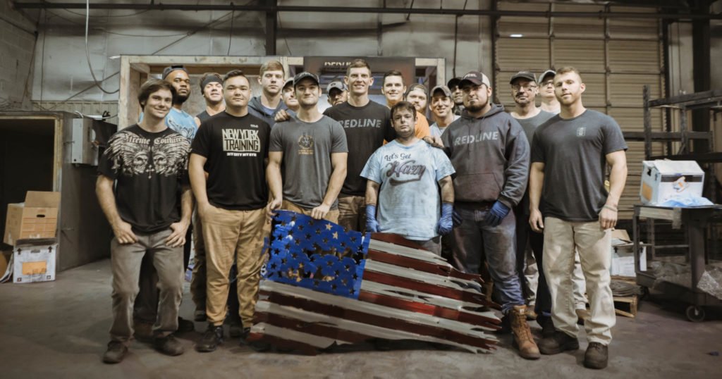 ShortRunPro's tweet image. With big dreams usually comes big accomplishments. Read more about this wall-art decor producer Redline Steel. wearethemighty.wpengine.netdna-cdn.com/wp-content/upl…