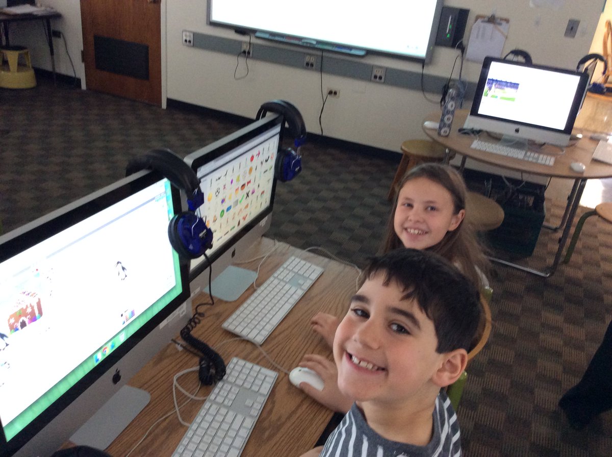 BrendaMBrush's tweet image. Another round of Scratch with our 4th graders!
#CreatorsNotEndUsers
#BeyondHourofCode
#4thGradersLovetoCode #edtech @CECACT @gpslibraries
@JCSPrincipal
@JCAsstPrincipal
@JC_LLC