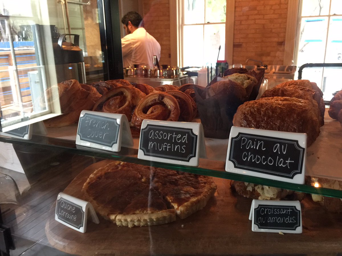 hemisfair's tweet photo. Here’s a little tip: there’s now a coffee shop in Yanaguana Garden! Discover uncommon quality coffee &amp; pastries from @CommonWealthCof https://t.co/08leXQYpTb