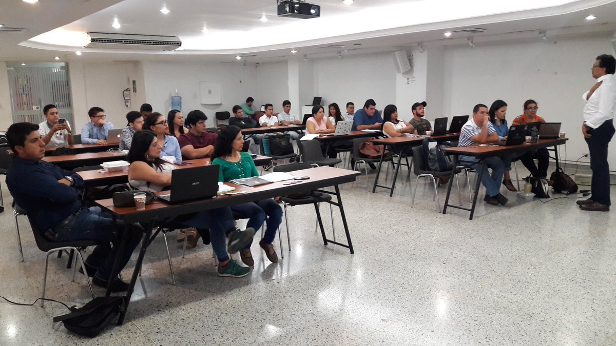 appscocucuta's tweet photo. A esta hora emprendedores de @AppsCo  participan del Taller Gestión del Riesgo desde @cccucuta iteraciones X y Xl https://t.co/SOcgSjCLmy