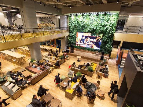 officestarprod's tweet photo. The #coworking atmosphere is thriving with diversity. Learn more about its benefits and challenges from this article by @deskmag
https://t.co/i5j1jzh7Ux
#openworkplace #nextgeneration https://t.co/DvXqqzxSBC
