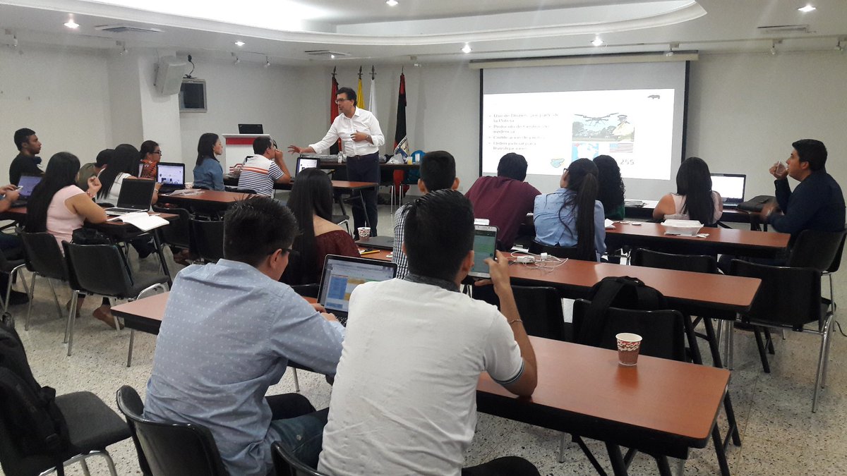 appscocucuta's tweet photo. A esta hora emprendedores de @AppsCo  participan del Taller Gestión del Riesgo desde @cccucuta iteraciones X y Xl https://t.co/SOcgSjCLmy
