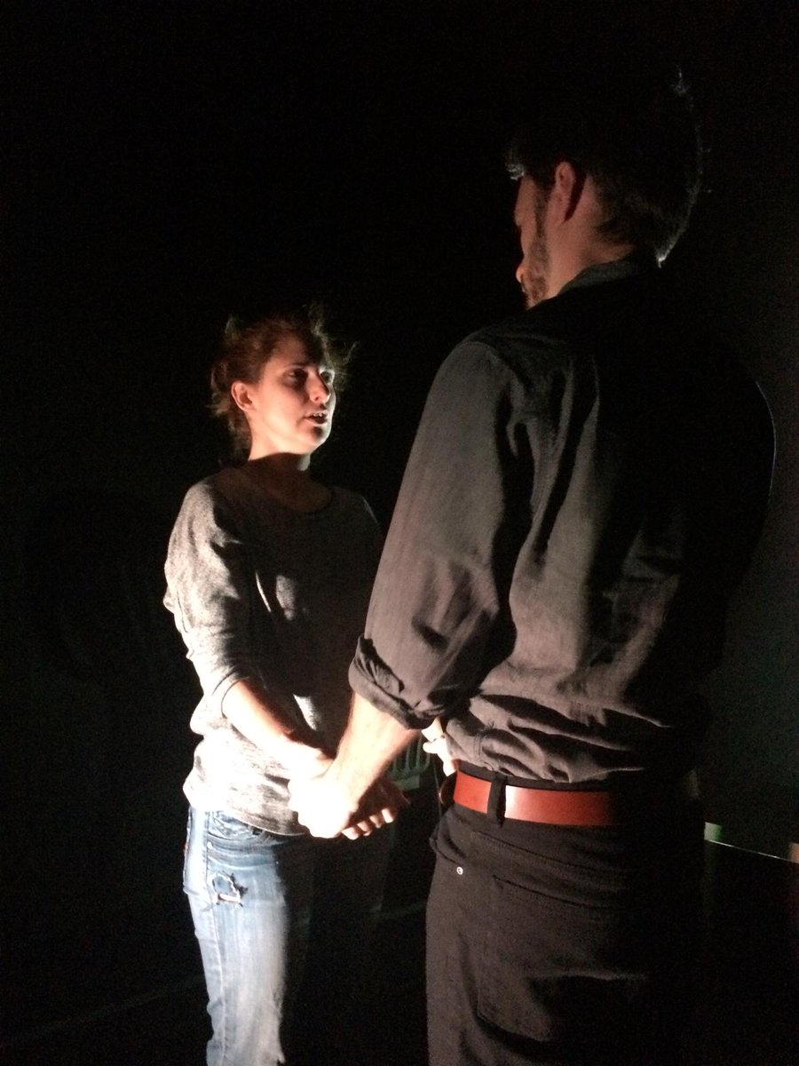 LauraM_actriz's tweet photo. Gracias a @MicroTeatroMex por permitirnos pasar una noche tan llena de magia. #elfindelmundo sala 10. #PorMagia venid a vernos!!! https://t.co/cZ9D67bu51