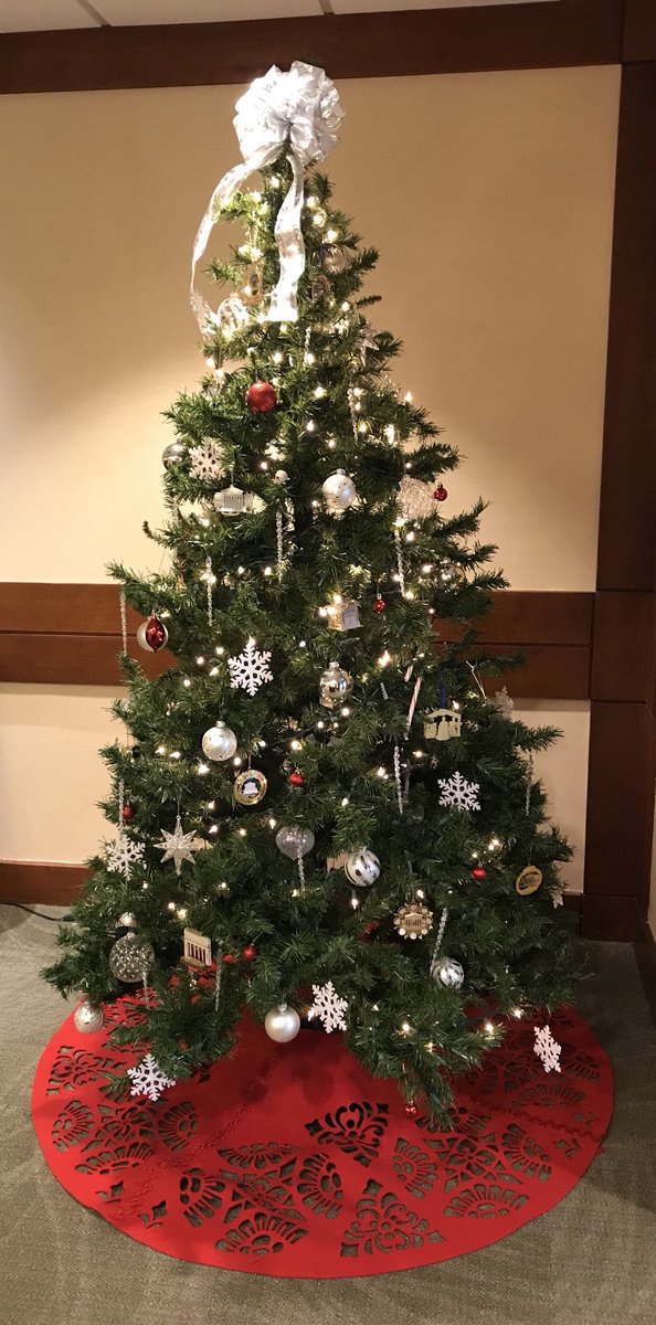 ColumbusBar's tweet photo. #BarTree Part Two:

While our indoor tree may not be quite as big, it has a lot of heart - our donated @USSupremeCourt ornaments ✨ https://t.co/lhtIHqD0PK