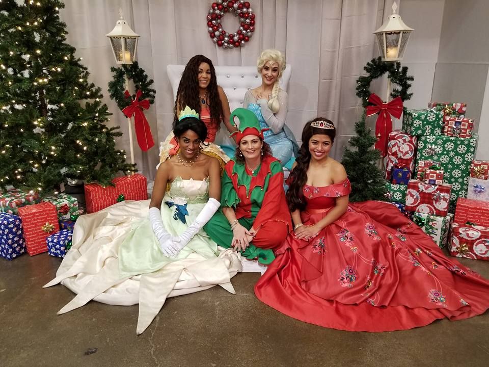 Sandra the elf enjoying spending time with beautiful princesses from <a href="/ForeverFairest/">Forever Fairest </a> . 
#FJAM #FJAM2017