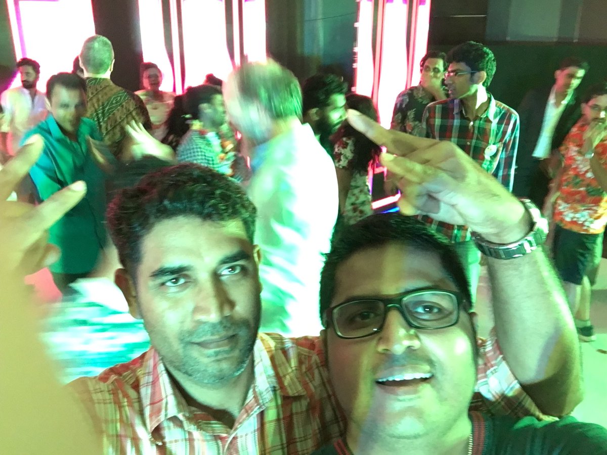 sshekhar4's tweet photo. Rocking last night @Ashtrip_India @ArpithaHaran @etienne_huret  #SGGSC #MITSAV https://t.co/Kct4Xo423J